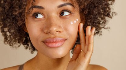 3 Surprising Things Could Damage the Skin Barrier